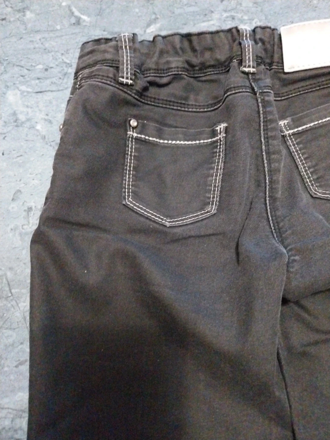 Jeans T.7 ans – photo 5